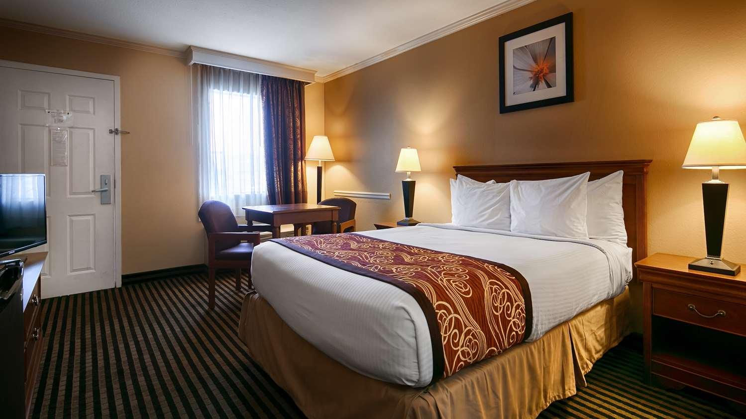Best Western - Mckenzie Екстер'єр фото